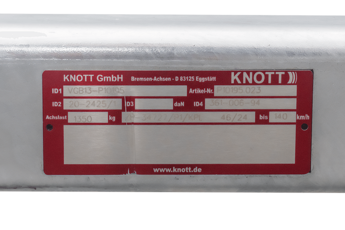 KNOTT VGB13 eje frenado para remolque / grúa 1350kg 1400mm 1800mm 5x112