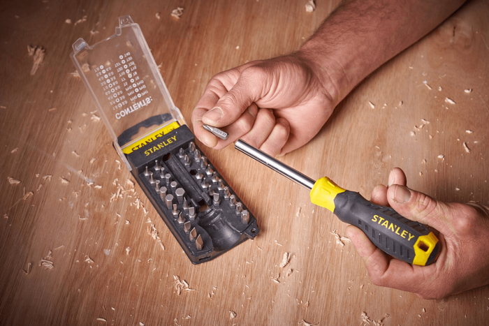 Destornillador STANLEY MULTIBIT de 34 piezas con juego de puntas