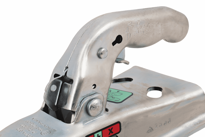 Enganche de bola KNOTT 6E0071.001 para remolque de 750 kg con barra de tiro tipo V