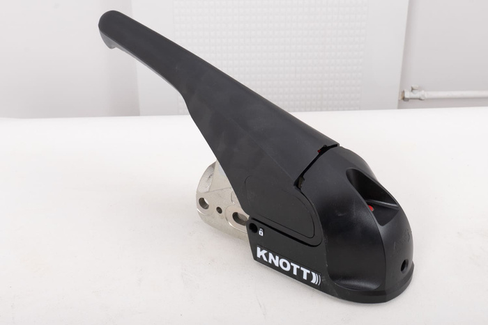 Enganche de bola OUTLET KNOTT KS30 con estabilizador para remolque de 3000 kg con lanza de tubo de 50 mm 85