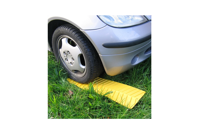 Juego de dos alfombrillas antideslizantes para ruedas ProPlus Grip System de 740x225 mm.