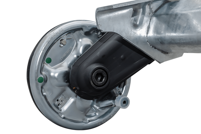 AL-KO COMPACT eje frenado para remolque / grúa 1350kg 1700mm 2150mm 5x112