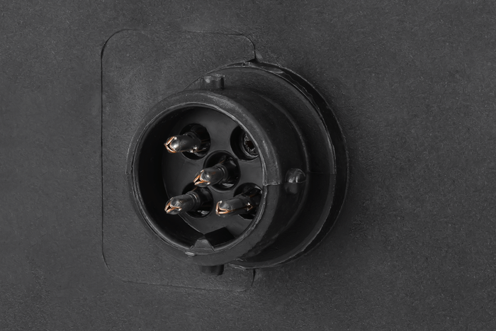 Luces traseras DOBPLAST DPT35 + arnés MANTES 4m 13PIN