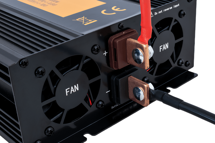 Convertidor de voltaje 24V/230V (2000/4000W) KAMAR E1931