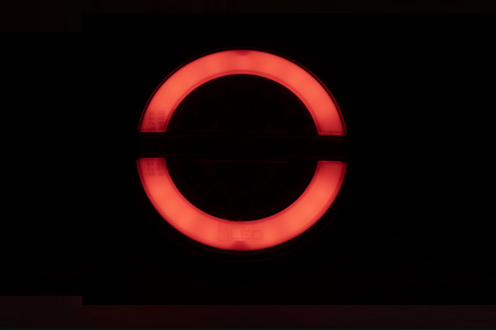 TruckLED L1884 Luz trasera LED 3 funciones derecha