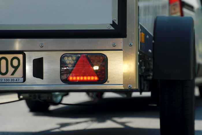 Luz trasera Fristom FT-270 LED 6 funciones derecha