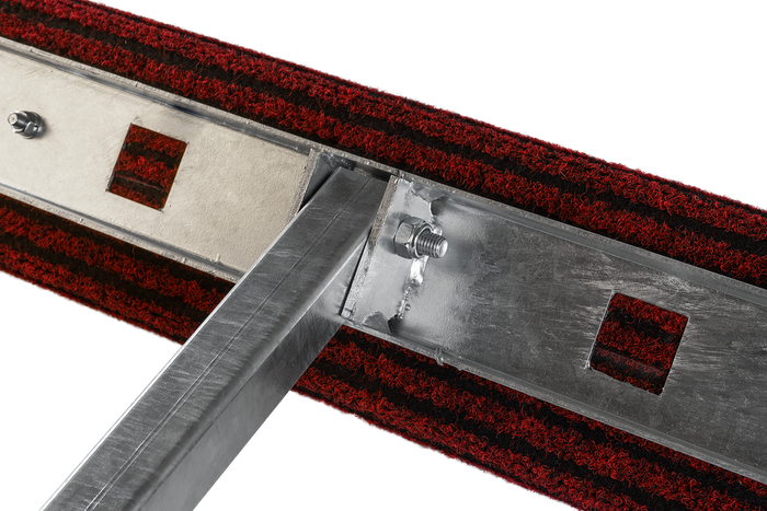 Soporte lateral plano UNITRAILER, longitud 59 cm, altura 8 cm, para remolque de barco