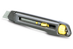 Navaja STANLEY Interlock de 18 mm con hoja desprendible