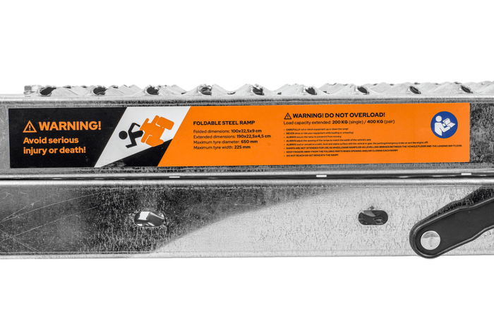 Rampa plegable UNITRAILER ALR004B de acero para remolques de 190 cm y 200 kg.