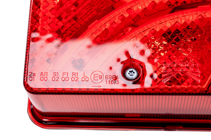 ASPÖCK Europoint III luz trasera 7 funciones derecha