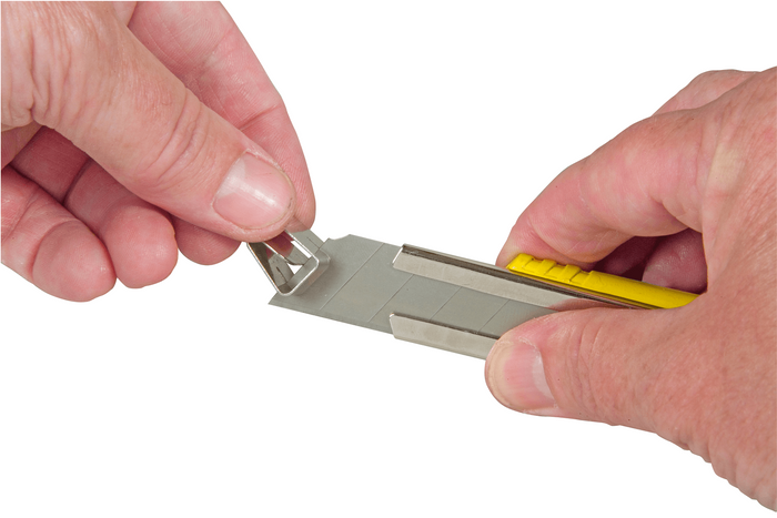 Navaja STANLEY FatMax de hoja desprendible de 18 mm