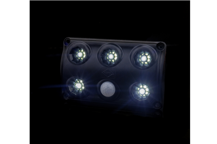 Lámpara LED HORPOL LWD2156/CZ de 900 lm, color negro, para interior de coche, con sensor de movimiento.