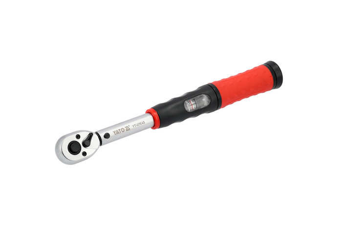 Juego de llaves dinamométricas YATO de 6 piezas, 3/8" y 10–60 Nm para el reemplazo de bujías.
