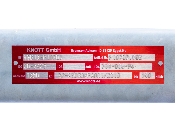 KNOTT VGB13 eje frenado para remolque de barco 1350kg 1700mm 2200mm 5x112