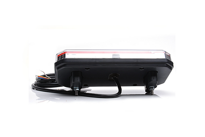 Luz trasera WAŚ W150 1111L/P LED de 6 funciones universal