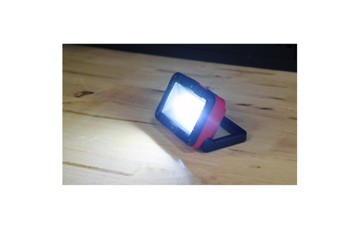 Foco portátil + linterna YATO YT-81819 COB LED 300lm