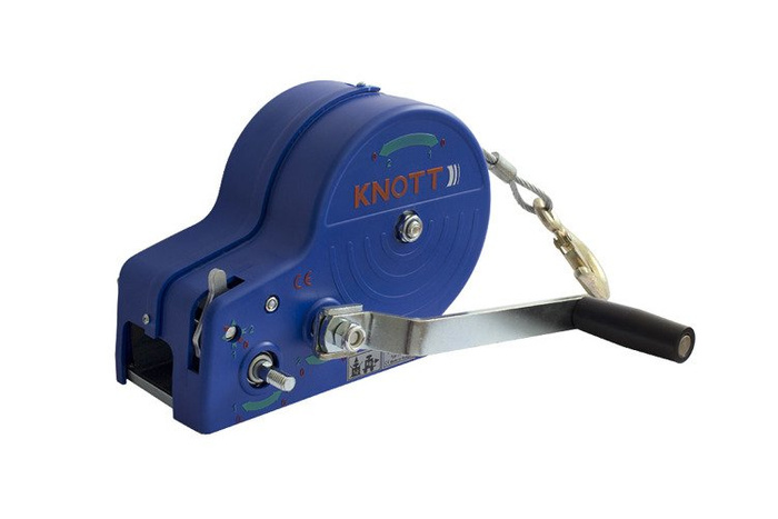 Cabrestante Knott 1135 kg con cable carcasa azul