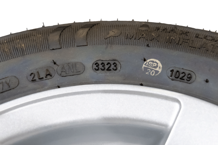 OUTLET Rueda reforzada para remolque NEUMÁTICO KENDA 195/55 R10C 98/96N LLANTA ALU STARCO 6Jx10"H2 5x112 ET:-4