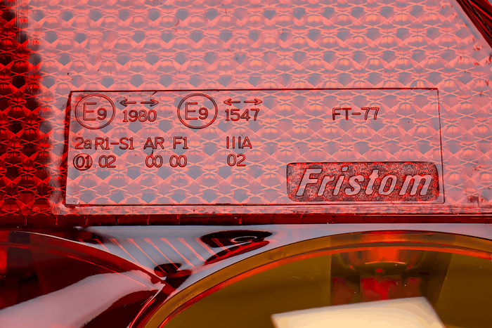 Piloto trasero FRISTOM FT-77, 5 funciones, izquierdo