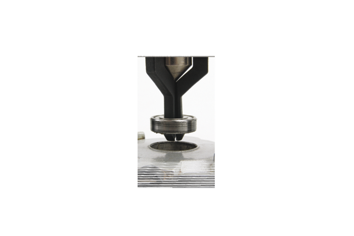 Extractor de rodamientos de dos brazos YATO YT-2510 de 12 a 38 mm