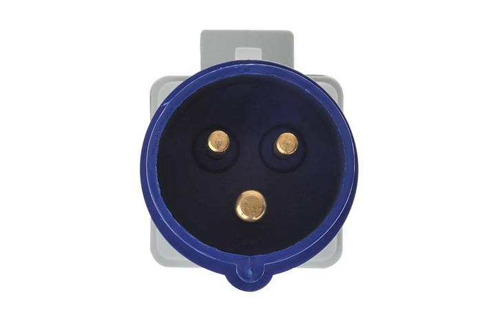 Adaptador ProPlus 373519 de enchufe CEE a toma de corriente con conexión a tierra.