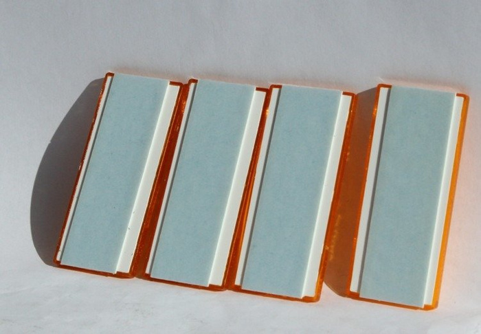 Conjunto: Cuatro reflectantes de color naranja para remolques