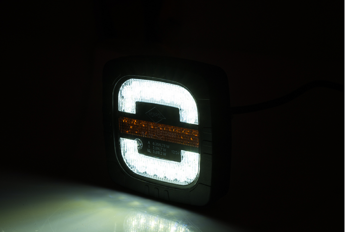 Faro delantero LED HORPOL ROCA LZD 2805 de 3 funciones, universal, con soporte.