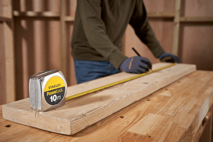 Cinta métrica STANLEY PowerLock 1-33-442 de 10 m