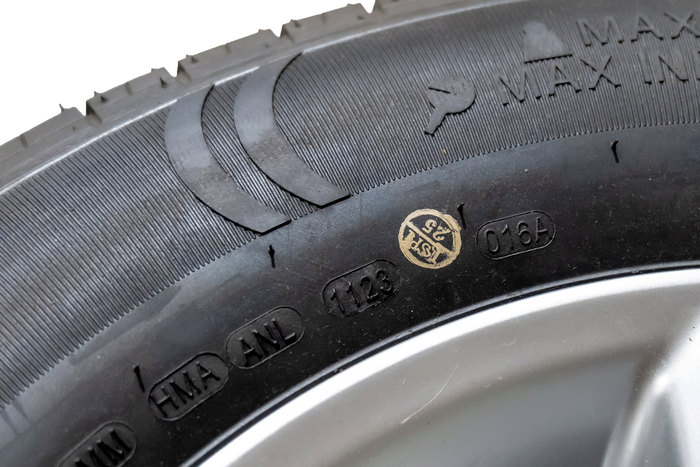 OUTLET Rueda reforzada para remolque NEUMÁTICO KENDA 185/80 R14C 104/102N LLANTA KENDA ALU 5.5Jx14"H2 5x112 ET:30