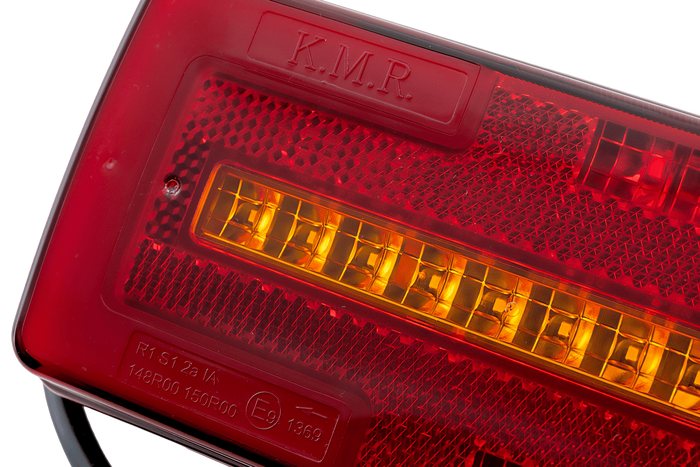 Luz trasera LED TruckLED L2301 4 funciones universal