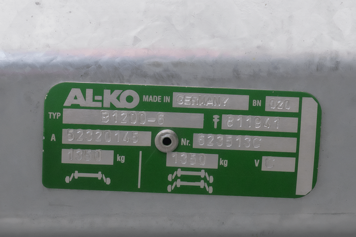 AL-KO COMPACT eje frenado para remolque / grúa 1350kg 1900mm 2350mm 5x112