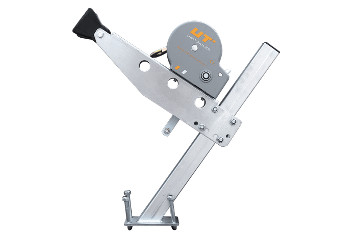 Vástago UNITRAILER con cabrestante y soporte para remolque de barco