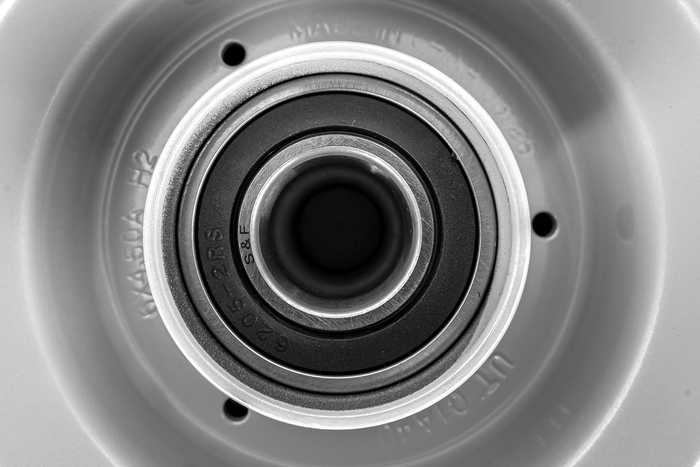 Llanta de acero UNITRAILER 4.5Ax6"H2 3x96 con rodamientos 6205-2RS