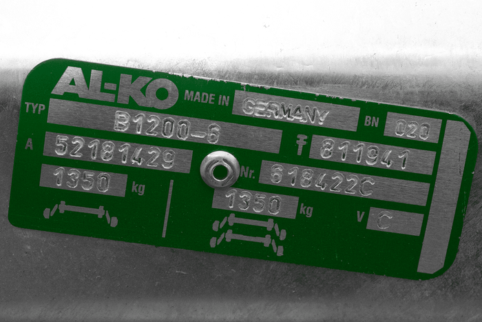 AL-KO COMPACT eje frenado para remolque / grúa 1350kg 1350mm 1800mm 5x112