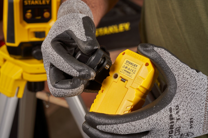 Láser rotatorio autonivelante STANLEY STHT77616-0 de 360°