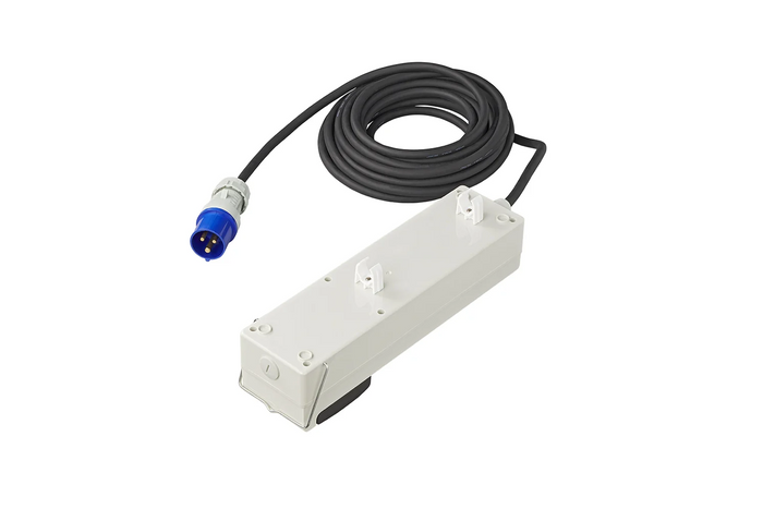 Cable alargador CEE para camping con divisor ProPlus 373583DE, cable de 10 m, 3 tomas Schuko, 2 puertos USB.