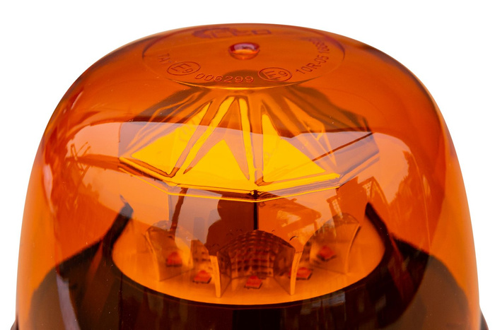 Baliza LED baliza TruckLED 28W 10x LED imán 7 destellos ALR0068