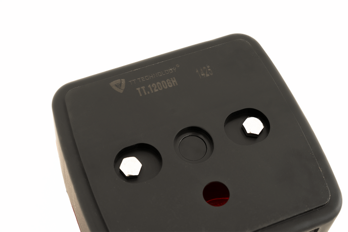 TT TECHNOLOGY TT.12006H Luz trasera universal de 4 funciones