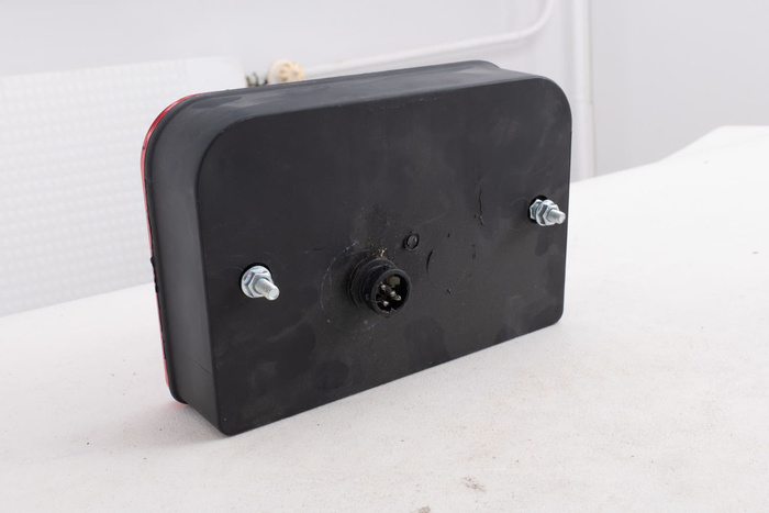 SALIDA Luz trasera DOBPLAST DPT35 5 funciones derecha