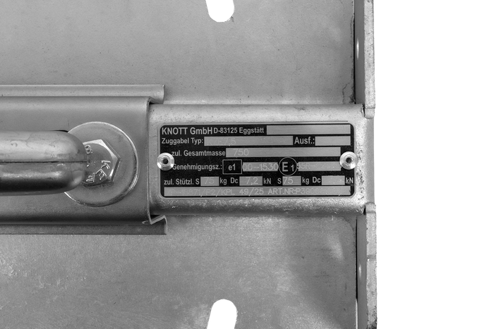 Enganche de bola KNOTT K7.5-H+KZE7.5 para remolque de 750 kg con barra de tiro tipo V.