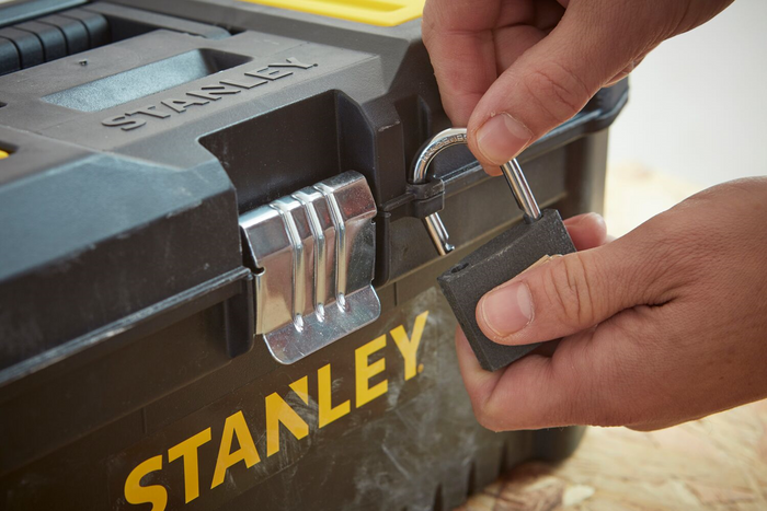 Caja de herramientas esencial STANLEY con organizadores 410x210x200mm 8l