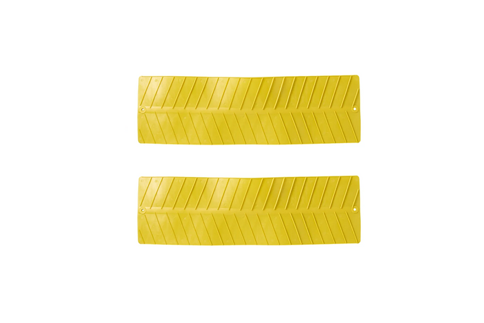 Juego de dos alfombrillas antideslizantes para ruedas ProPlus Grip System de 740x225 mm.
