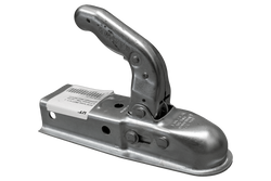 Enganche de bola OUTLET KNOTT K7.5-L para remolque de 750 kg con barra de tiro cuadrada de 60 mm.