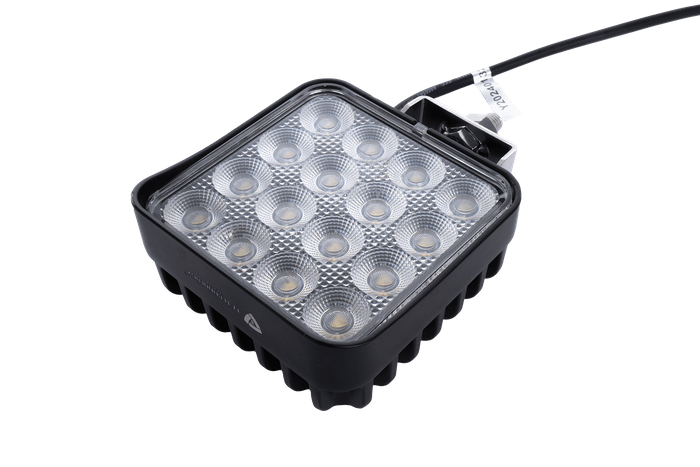 Reflector de luz de trabajo LED TT TECHNOLOGY TT.13364 64xLED 5120 Lm cuadrado