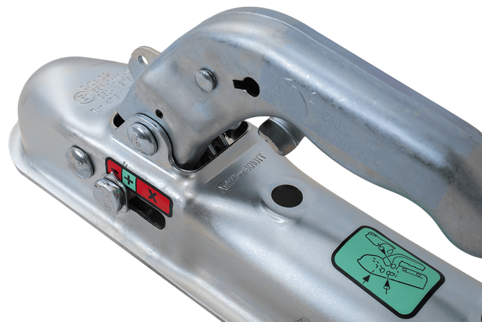 Enganche de bola KNOTT K7.5-C para remolque de 750 kg con barra de tiro tubular de 50 mm