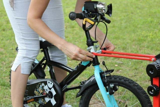 Barra de remolque para bicicleta Trail Angel - Roja