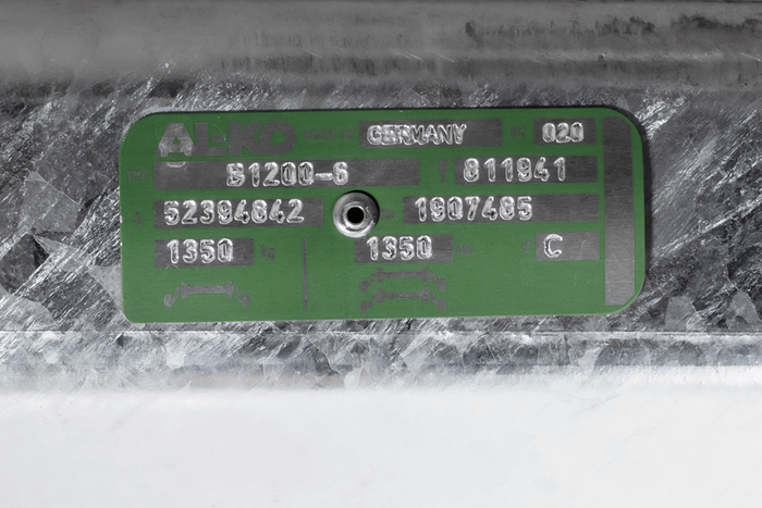 AL-KO COMPACT eje frenado para remolque / grúa 1350kg 1350mm 1900mm 4x100