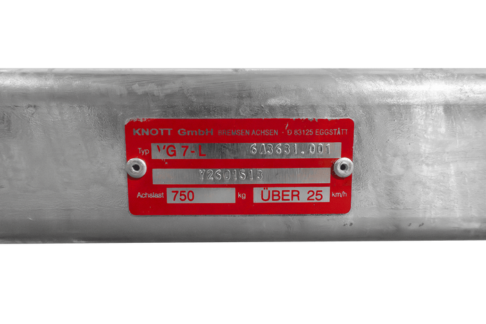 Eje sin freno KNOTT VG7-L para remolque de 750 kg, 1360 mm, 1676 mm, 4x130