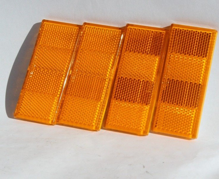 Reflectante de color naranja para remolques