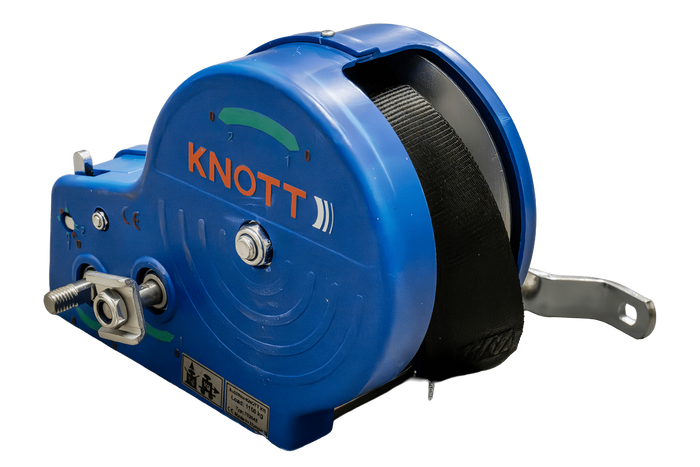 OUTLET Cabrestante manual para remolque KNOTT de 1150 kg con correa